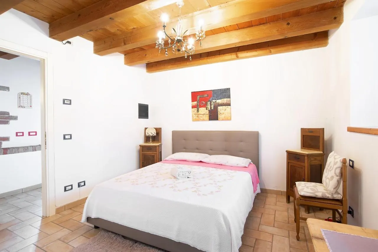 Casa Silvia Ll Daire Torri Del Benaco